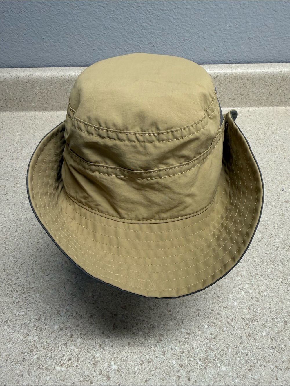 REI Tan Bucket Hat - Outdoor Sun Hat Boys Size 4Y-7Y Like New